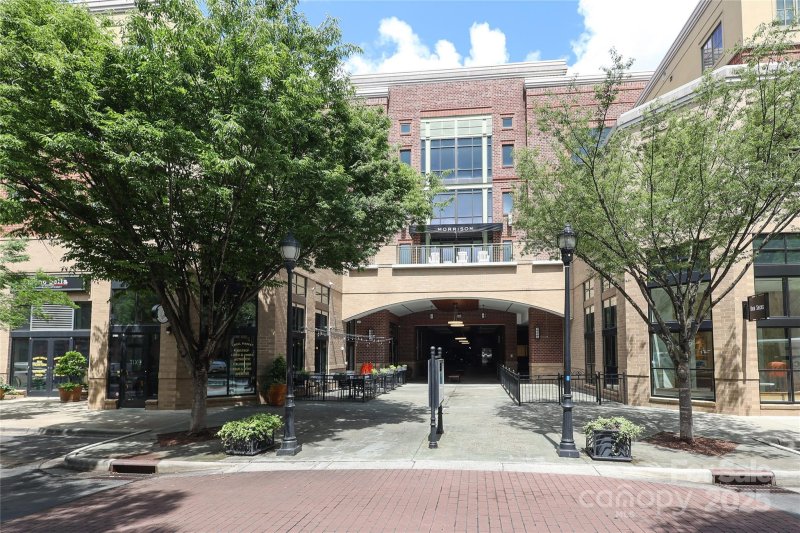 Property image 2 at 721 Governor Morrison Street, Charlotte, NC 28211