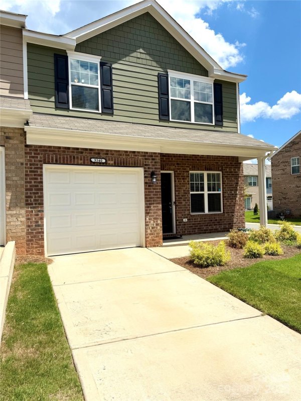 Property image 2 at 9340 Grand Valley Drive, Charlotte, NC 28213