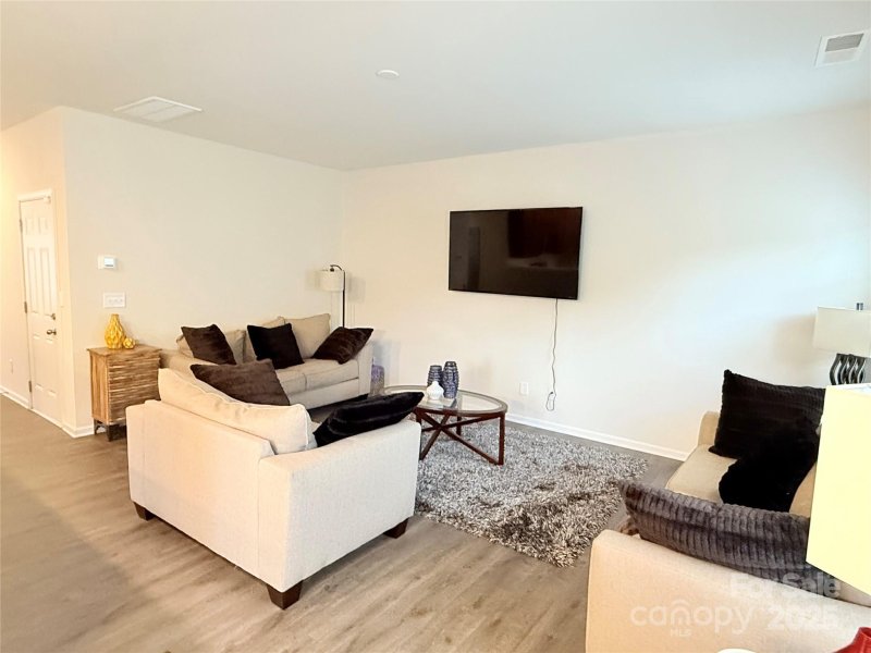 Property image 4 at 9340 Grand Valley Drive, Charlotte, NC 28213