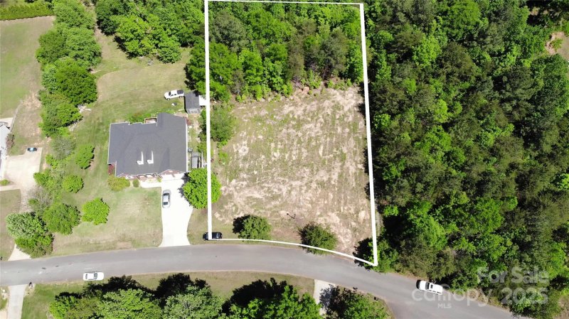 Property image 3 at 1938 Lynmore Drive, Sherrills Ford, NC 28673