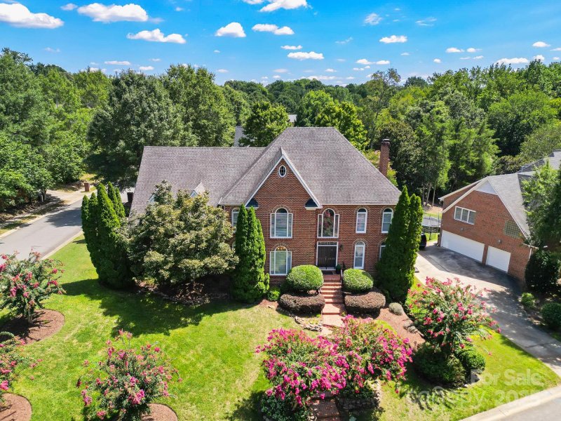 Property image 2 of 1509 Windy Ridge Road in Bailewick, Charlotte, NC 28270