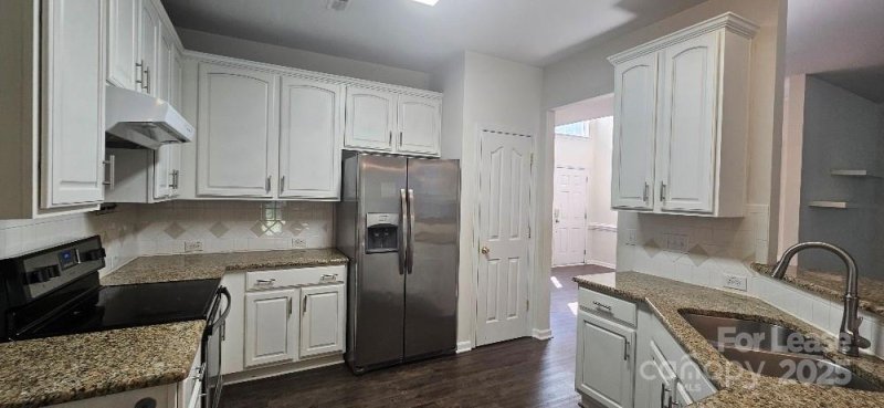 Property image 2 at 17130 Cambridge Woods Court, Charlotte, NC 28277