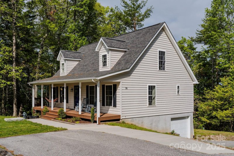 Property image 4 of 76 Overlook Pointe Drive in Spruce Pine Heights, Spruce Pine, NC 28777