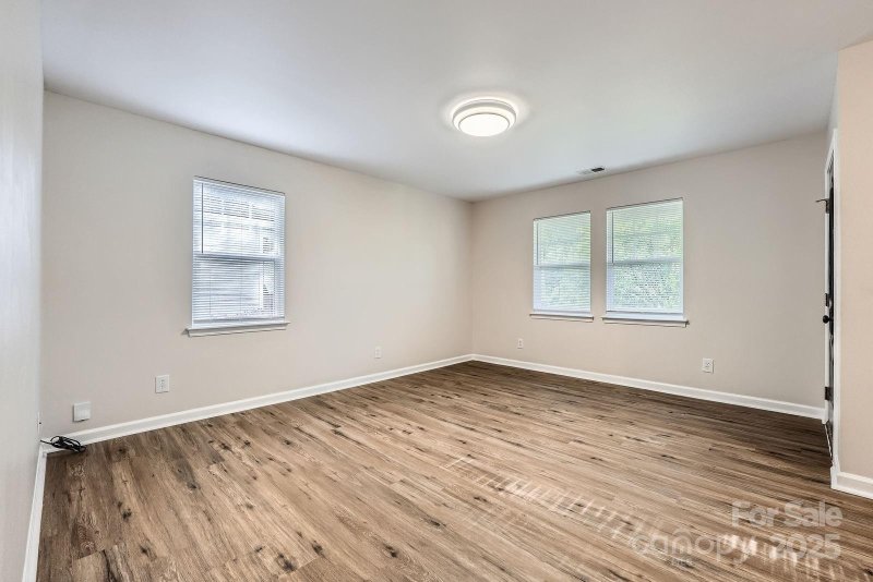 Property image 4 at 2424 Pitts Drive, Charlotte, NC 28216