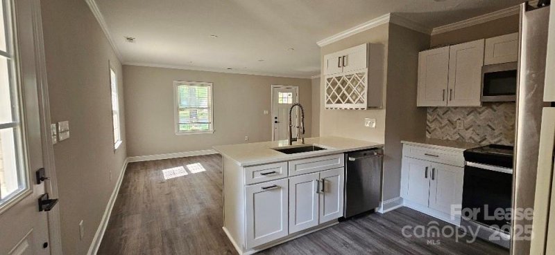 Property image 3 at 428 Sylvania Avenue, Charlotte, NC 28206