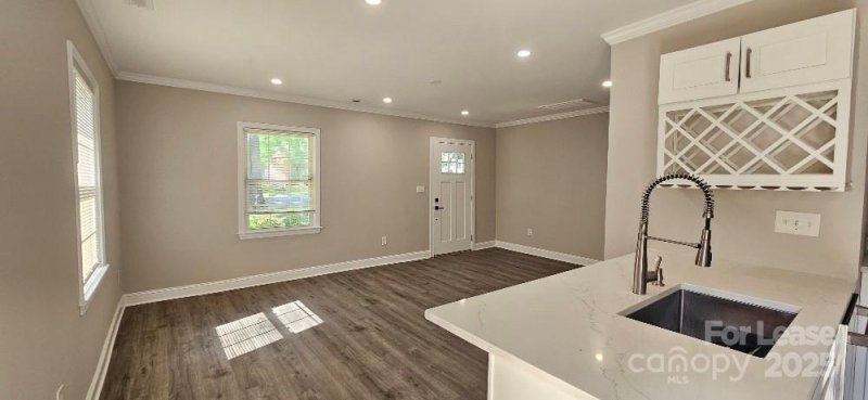 Property image 4 at 428 Sylvania Avenue, Charlotte, NC 28206