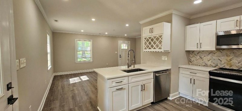 Property image 5 at 428 Sylvania Avenue, Charlotte, NC 28206