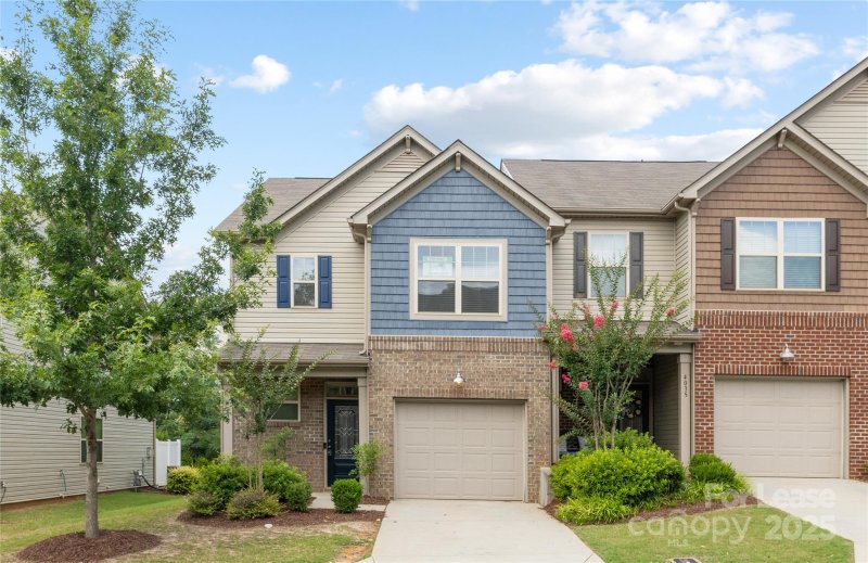 4033 Black Walnut Way