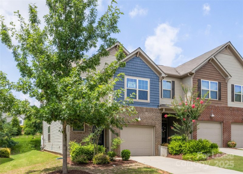 Property image 3 at 4033 Black Walnut Way, Fort Mill, SC 29707