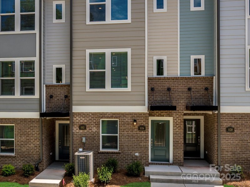Property image 2 at 1116 Bismuth Lane, Charlotte, NC 28211