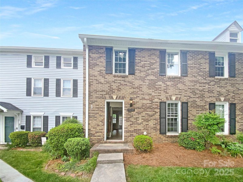 8049 Regent Park Lane