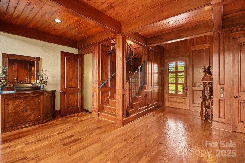Property image 5 of 693 Thunderhill Trail in Firethorn, Blowing Rock, NC 28605