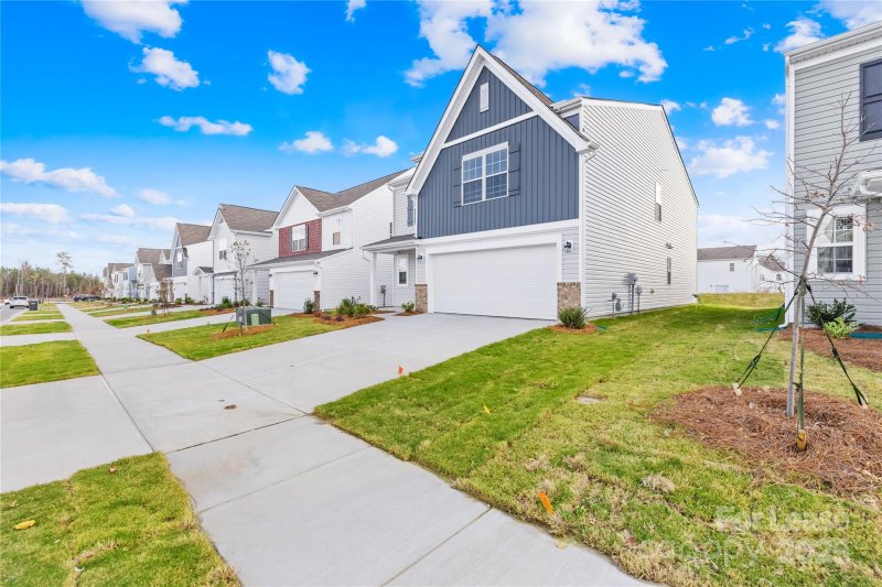 Property image 3 at 13239 Hampton Bay Lane, Charlotte, NC 28213