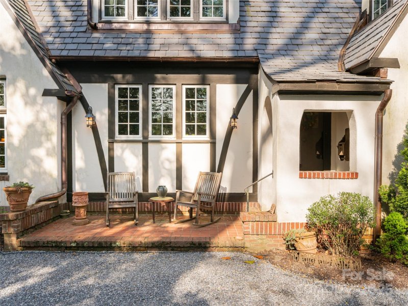 Property image 5 at 341 Vanderbilt Road, Asheville, NC 28803