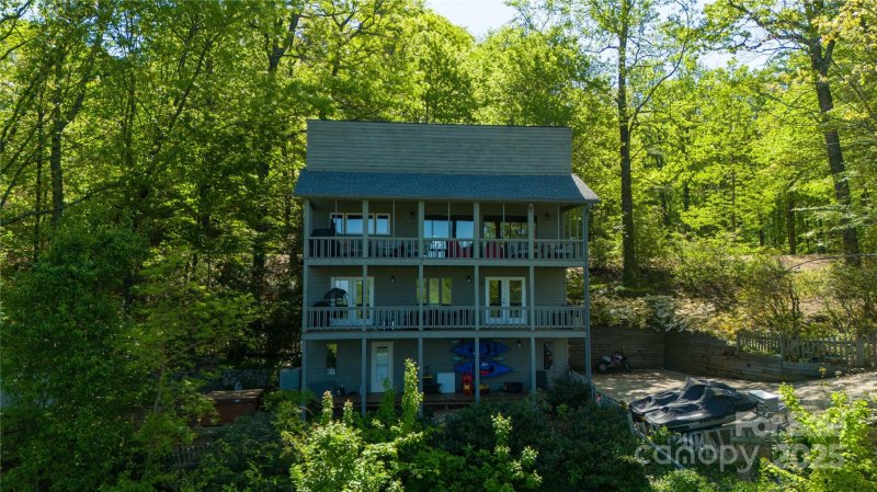 Property image 2 of 25 Little Falls Drive in Melrose Mtn, Tryon, NC 28782