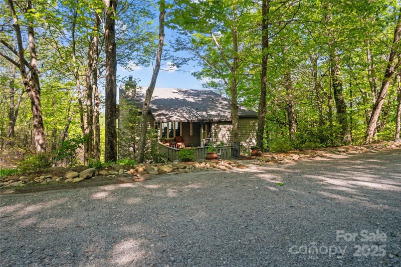 Property image 5 of 25 Little Falls Drive in Melrose Mtn, Tryon, NC 28782