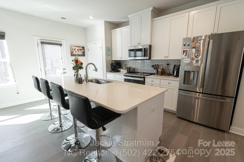 Property image 2 at 661 Uwharrie River Road, Charlotte, NC 28211