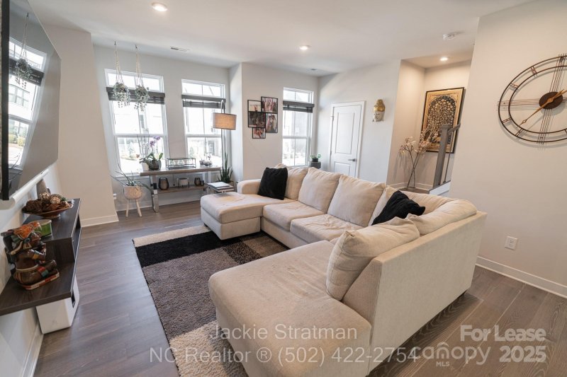 Property image 4 at 661 Uwharrie River Road, Charlotte, NC 28211