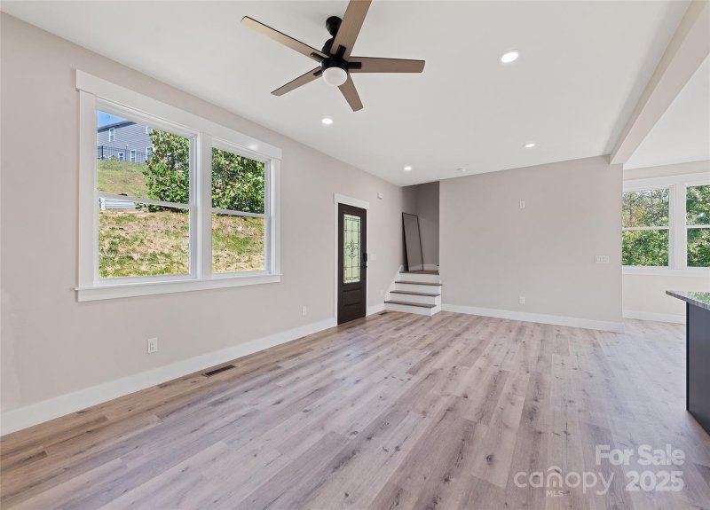 Property image 3 of 148 Amblers Knoll Road in Amblers Chase, Weaverville, NC 28787