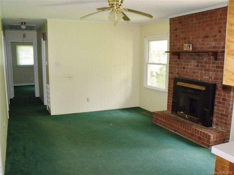 Property image 4 at 138 Barclay Lane, Mooresville, NC 28115