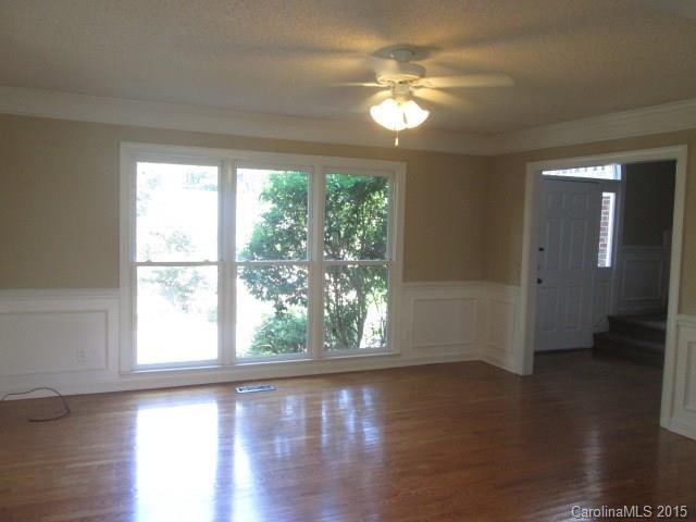 Property image 2 at 3923 Melshire Lane, Charlotte, NC 28269