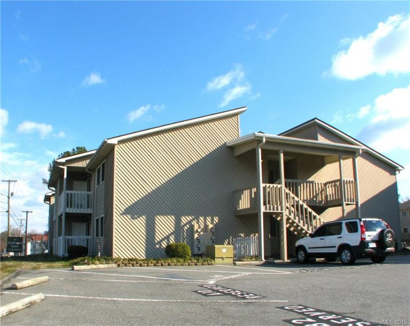 Property image 2 at 140 Lake Concord Road, Concord, NC 28025