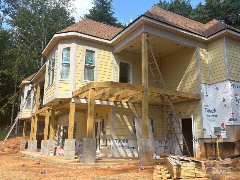 Property image 5 of 844 Settlers Trail in Settlers Cove, Mars Hill, NC 28754