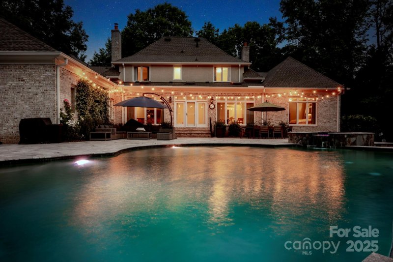 Property image 5 at 8305 Bar Harbor Lane, Charlotte, NC 28210