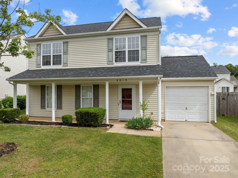 5312 Peach Place Lane