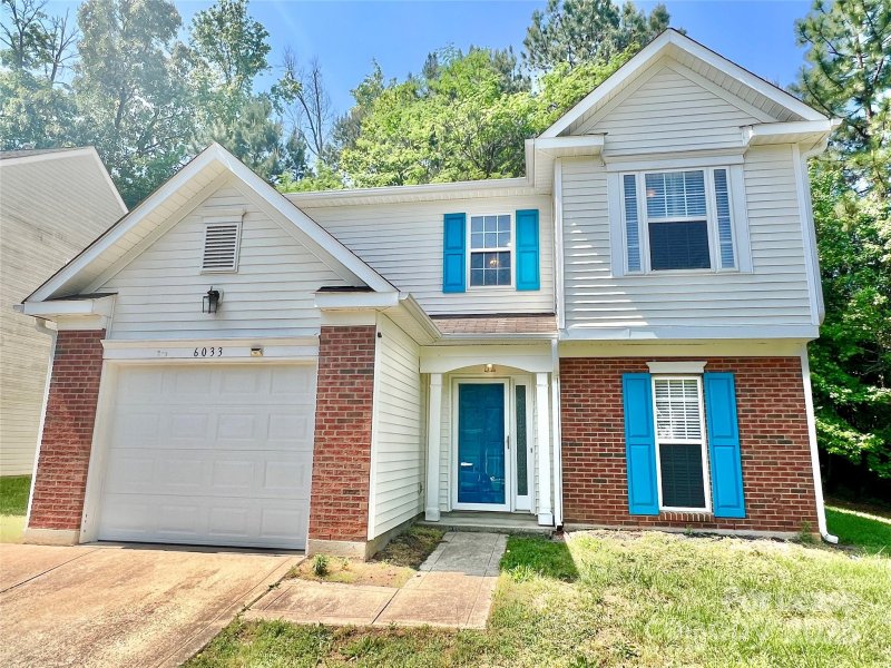 Property image 2 at 6033 Briggs Drive, Charlotte, NC 28269