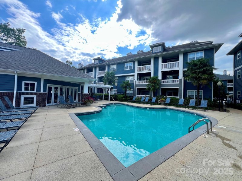 Olmsted Park, Charlotte Community