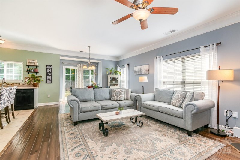 Property image 3 at 516 Tribune Drive, Charlotte, NC 28214