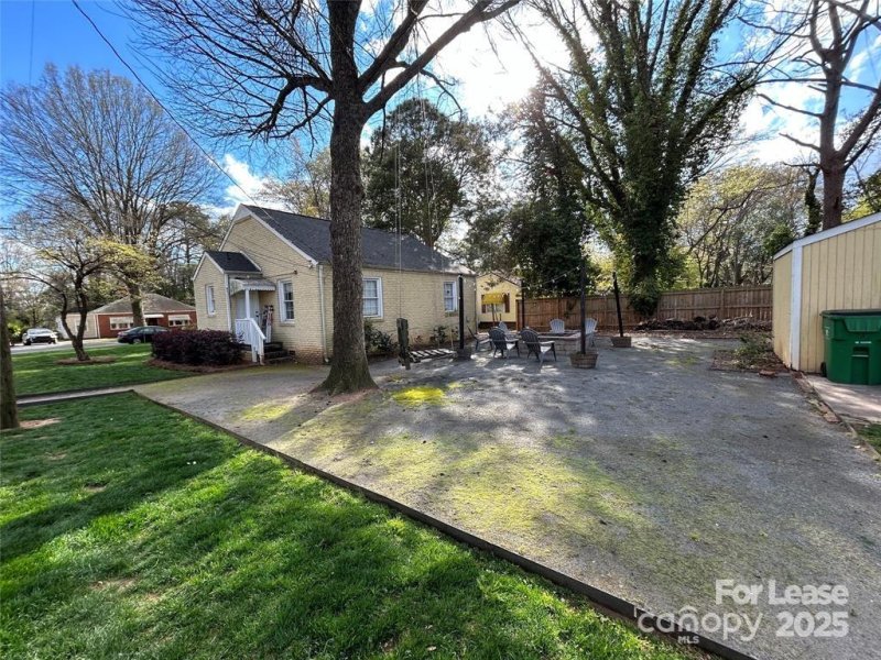 Property image 3 at 1300 Bethel Road, Charlotte, NC 28208