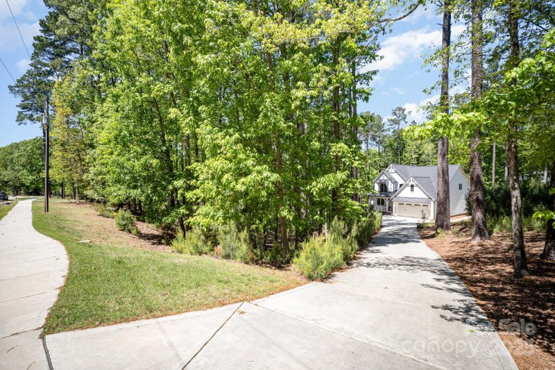 Property image 4 at 16432 Here At Last Lane, Charlotte, NC 28278