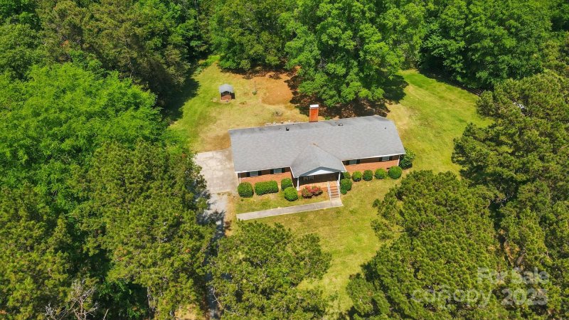 Property image 3 at 6215 Simpson Road, Charlotte, NC 28216