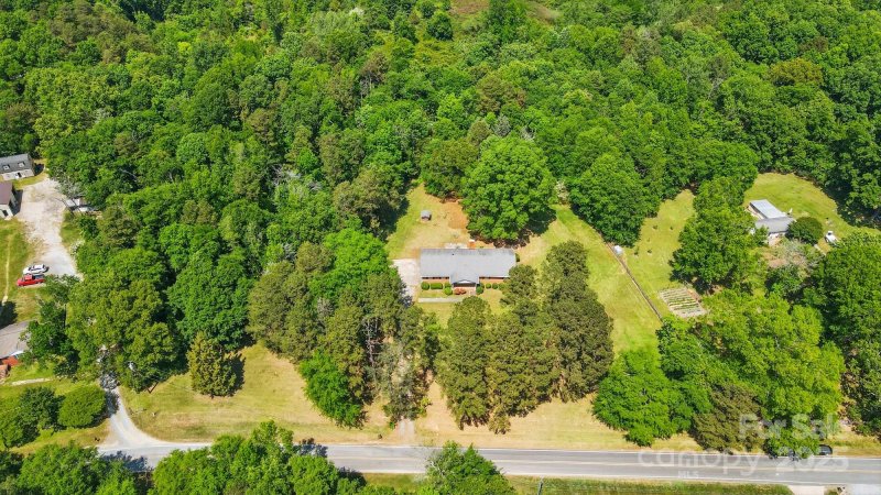 Property image 4 at 6215 Simpson Road, Charlotte, NC 28216