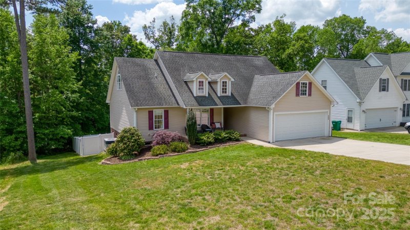 Property image 2 at 208 N Kayla Drive, Salisbury, NC 28146