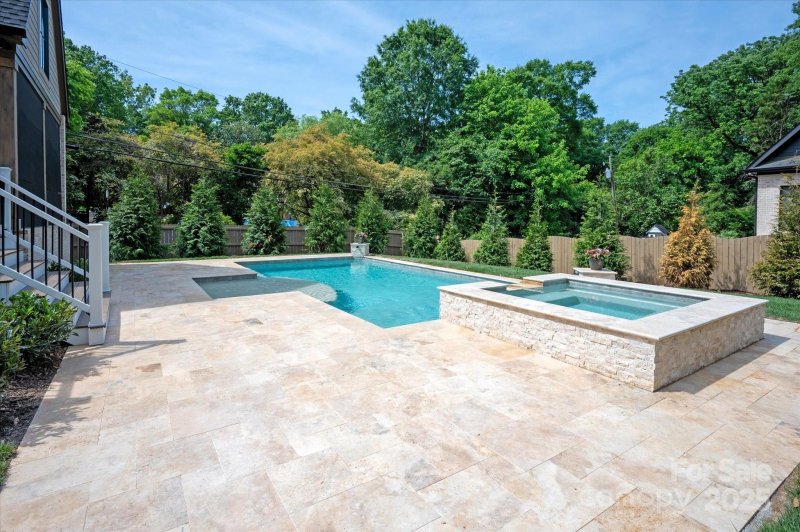 Property image 3 at 3524 Lacie Lane, Charlotte, NC 28211