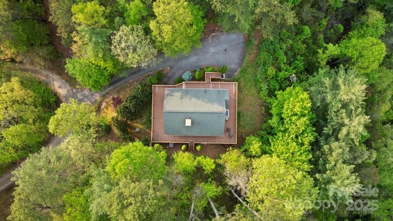 Property image 4 of 273 N Rhododendron Road in Tobacco Branch Village, Almond, NC 28702