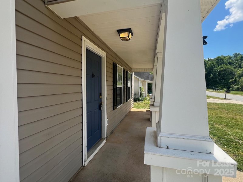 Property image 3 at 176 English Hills Drive, Mooresville, NC 28115