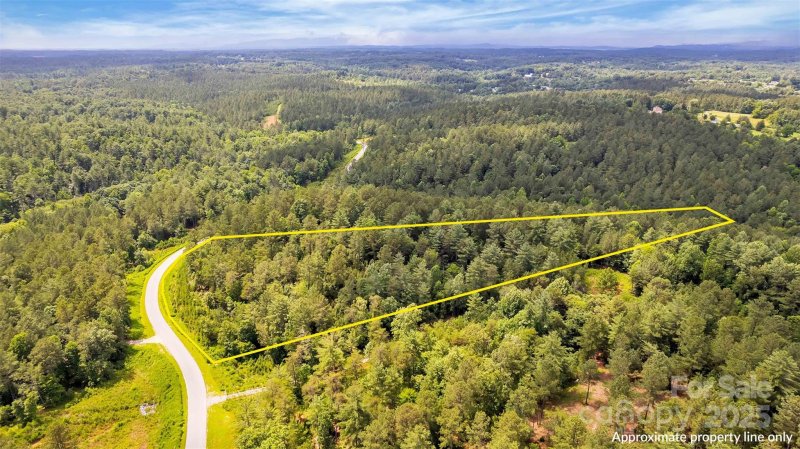 Property image 5 of Tbd Scenic Lane in The Waterfront Club, Granite Falls, NC 28630