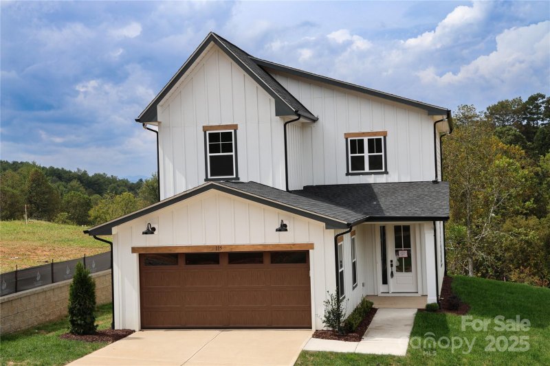 115 Chapel Crossing Lane