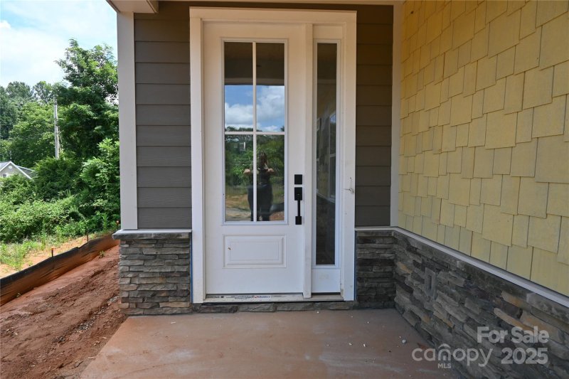 Property image 2 of 114 Chapel Crossing Lane in Chapel Crossing, Weaverville, NC 28787