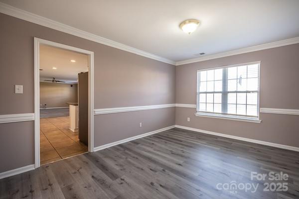 Property image 5 of 10146 Hawkeye Drive in Steele Creek, Charlotte, NC 28273