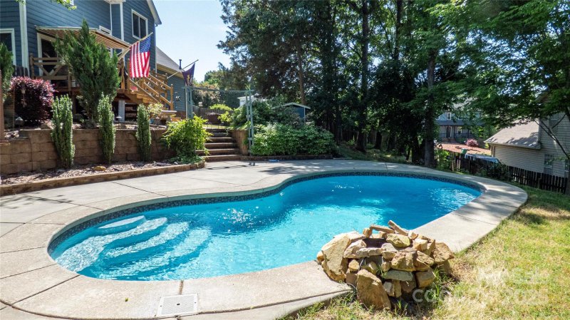 Property image 3 at 12601 Guardhouse Court, Charlotte, NC 28262