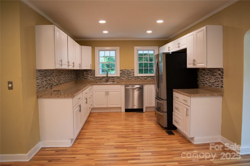 Property image 5 at 925 Grace Avenue, Lancaster, SC 29720