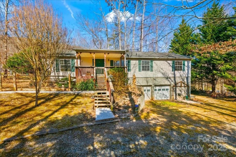 Evelyn Acres, Asheville Community