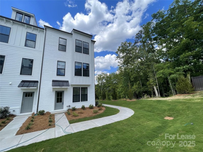 Property image 2 at 5005 Layman Drive, Charlotte, NC 28226