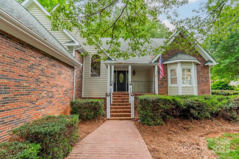 Property image 3 of 134 Lawrence Tee Lane in Carsons Place, Mooresville, NC 28117