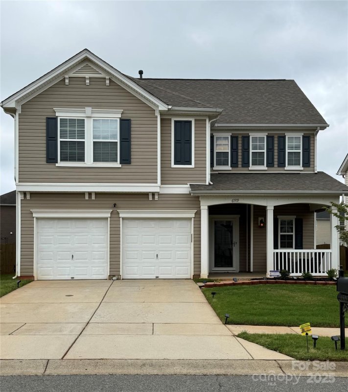 6509 Ridgeview Commons Drive